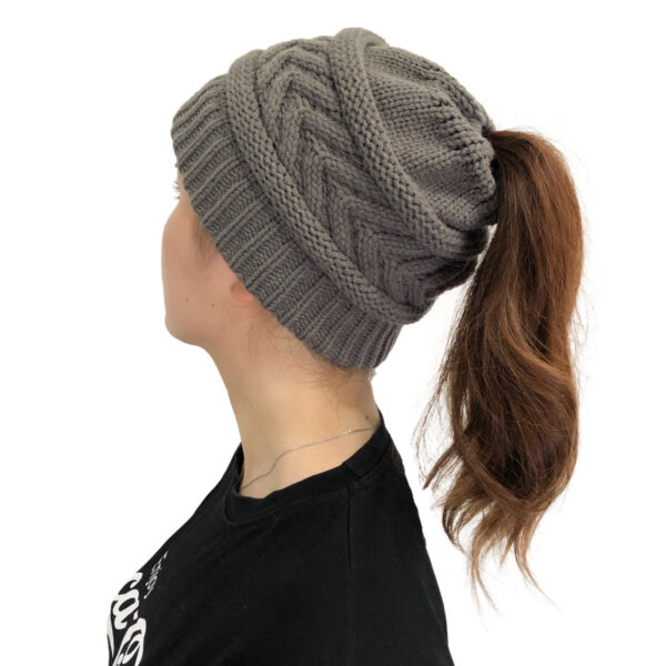 Gorro De Lana Tejido Para Chongo Color Gris Oscuro - Imagen 2