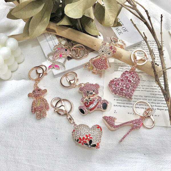 Llavero De Zapato Con Tacon Y Piedras Rosas - Imagen 2