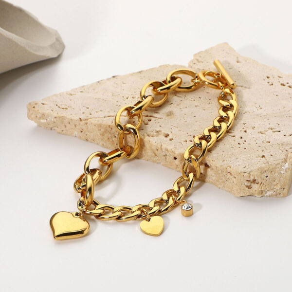 Pulsera De Hebilla Con Corazón De Acero Titanio Chapado