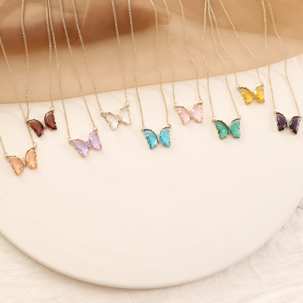 Collar De Mariposa De Cristal De Color Amarillo - Imagen 2