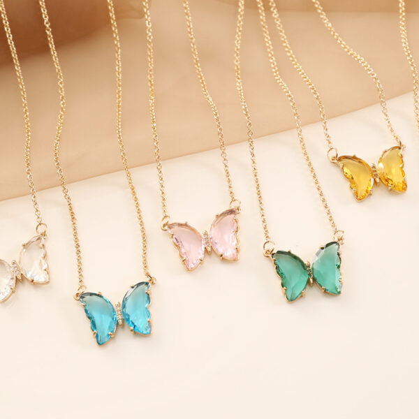 Collar De Mariposa De Cristal De Color Amarillo - Imagen 3