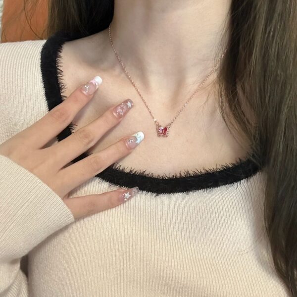 Collar Con Colgante De Mariposa - Imagen 2