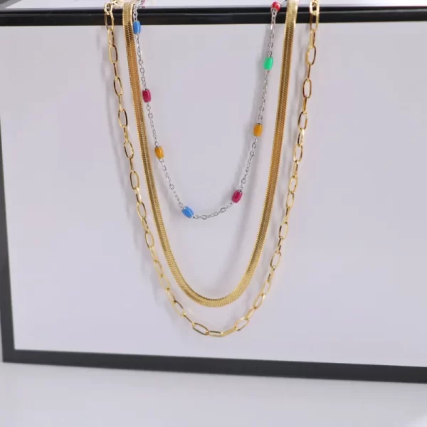 Collar En Capas Colorido Chapado En Oro De 18 Q. - Imagen 2