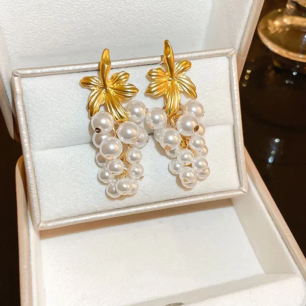 Aretes Rasimo De Uva De Perlas - Imagen 2