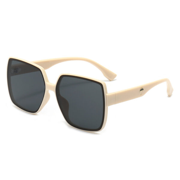 Lentes De Sol Cuadrado Color Beige