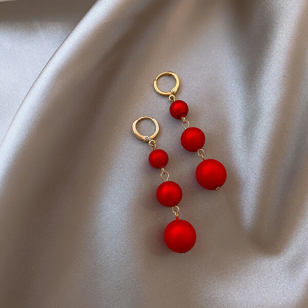 Aretes Rojos De Tres Perlas