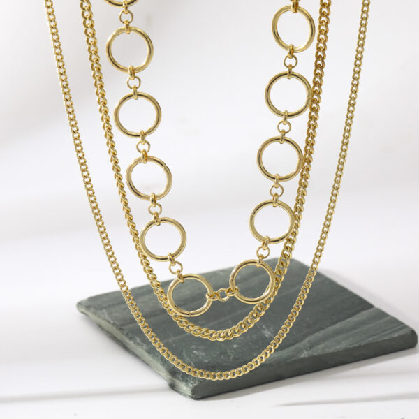 Collar Dorado Multicapa Aros
