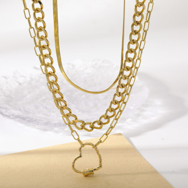 Collar Dorado Multicapa Corazón Torcido - Imagen 2
