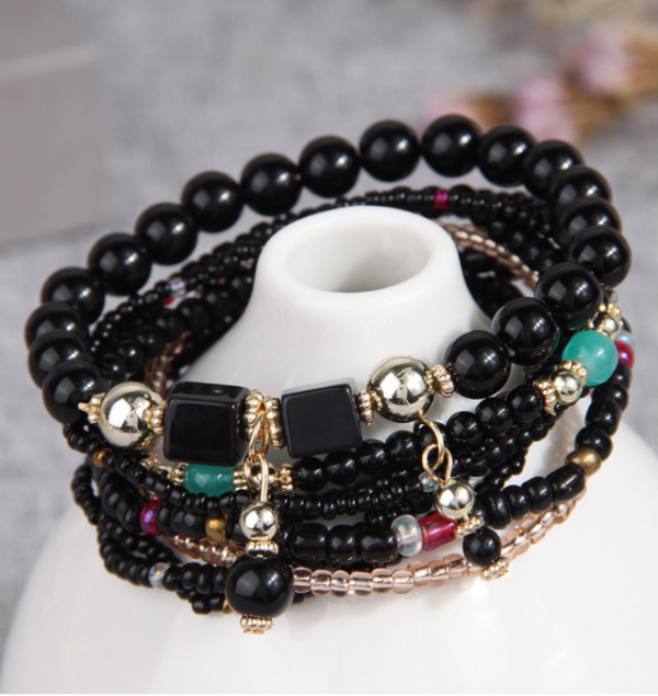 Pulsera Bohemia De Cuentas Negras - Imagen 2