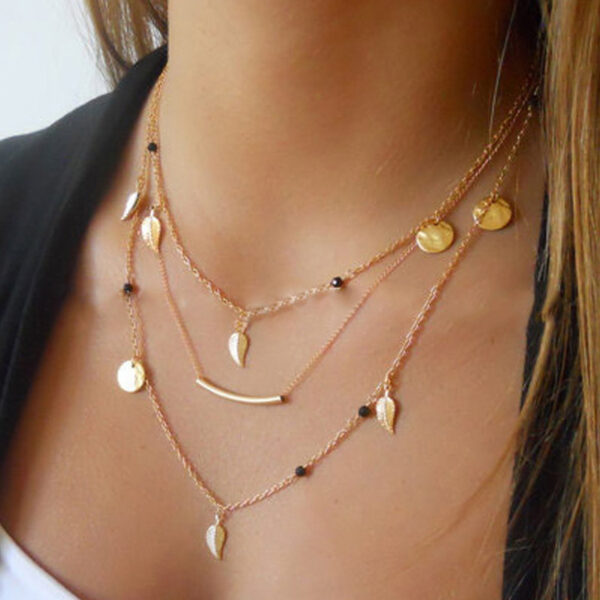 Collar Dorado Multicapa Hoja Dorada