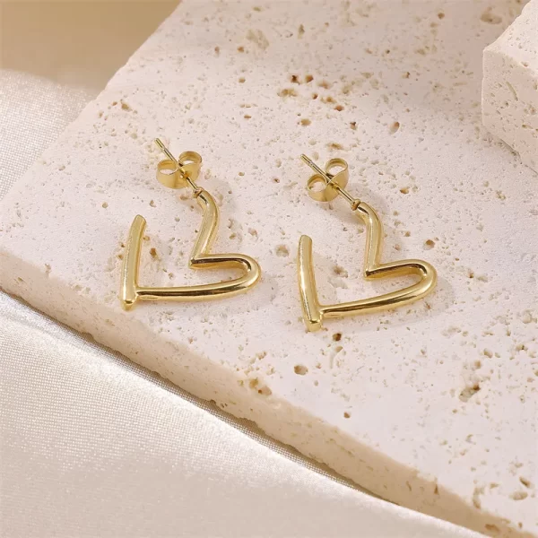 Aretes De Corazón Dorados Acero Inoxidable