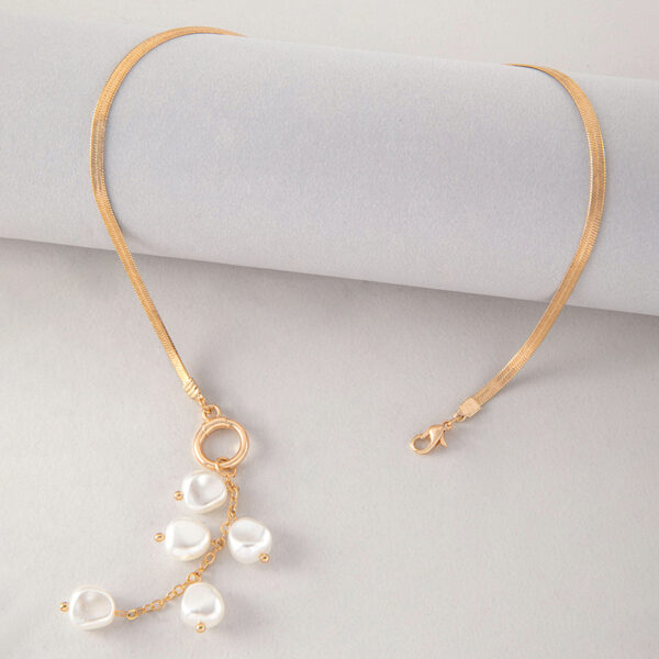 Collar Dorado Con Perlas - Imagen 2