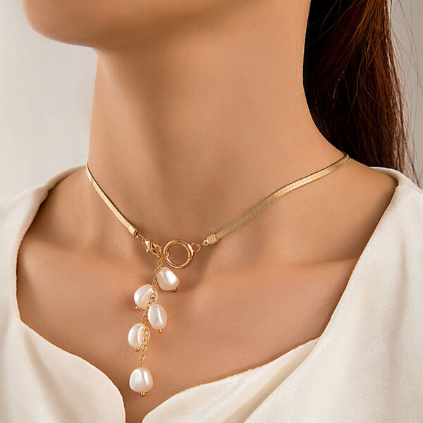 Collar Dorado Con Perlas