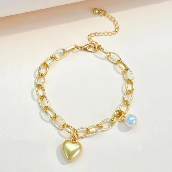 Pulsera Dorada Con Dije De Corazón Y Perla