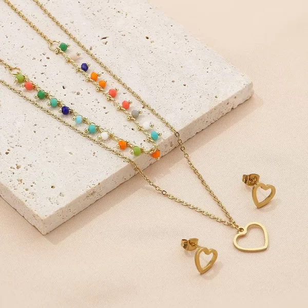 Set De Collar Multicapa De Corazón