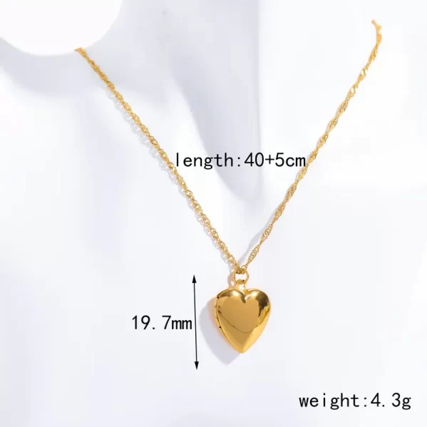Collar Con Reliquiario En Forma De Corazón De Apertura Acero Inoxidable Chapado En Oro De 18K - Imagen 2