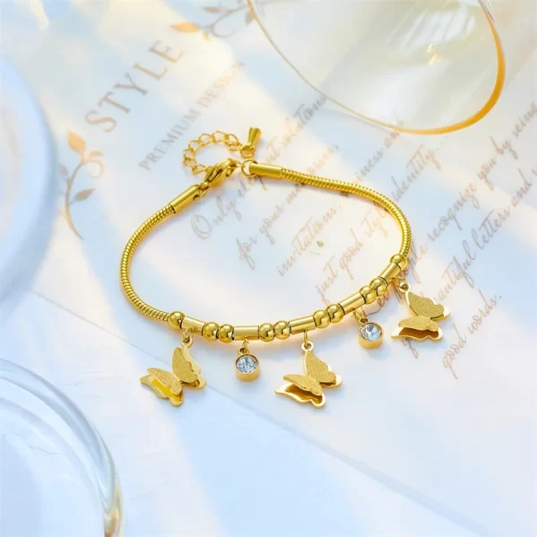 Pulsera Estilo Coreano Mariposa Acero Inoxidable Chapado en oro de 18k - Imagen 2