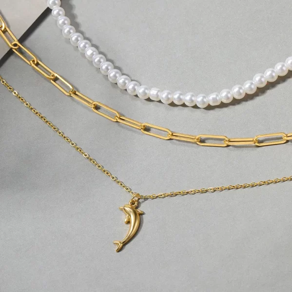Collar Dorado Delfín Con Perlas De Imitación - Imagen 3
