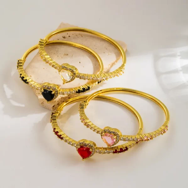 Brazalete Rojo Corazon Embutido Ciron Chapado En Oro 18K - Imagen 2