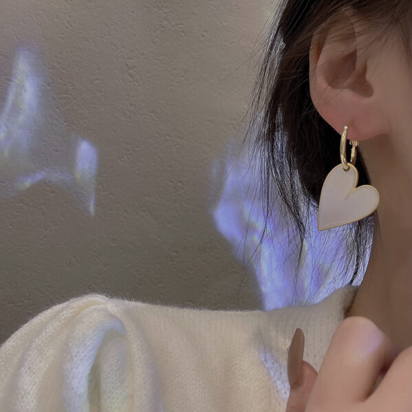 Pendientes De Aro Corazón Colgante Blancos