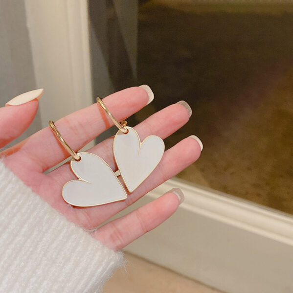 Pendientes De Aro Corazón Colgante Blancos - Imagen 2