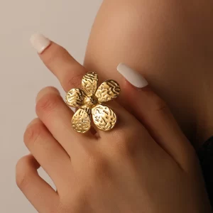 Anillo De Flor Acero Inoxidable Chapados En Oro De 18k