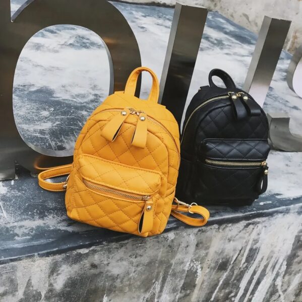 Mini Mochila Blanca Chic - Imagen 2