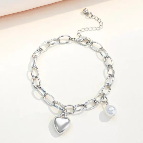 Pulsera Plateada Con Dije De Corazón Y Perla