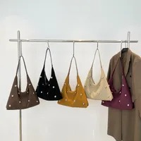 Bolso Hobo Vibes Marron - Imagen 6