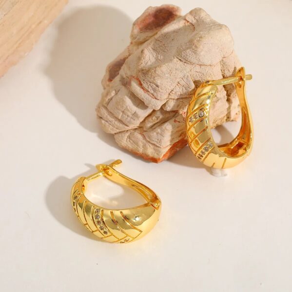 Aretes Élise – Arracada Brillante con Toque Francés