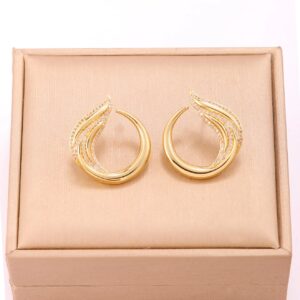 Aretes Glow Feather 18K – Arracadas IG con Brillo Chic
