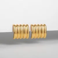 Línea Pura – Aretes Rectangulares con Relieve en Cobre - Imagen 2