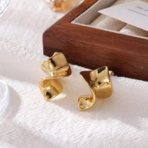 Aretes Wave Twist 16K – Trenzado Clásico Dorado