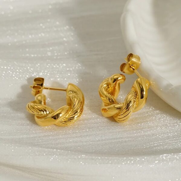 Aretes Twist Vintage 18K – Dorado