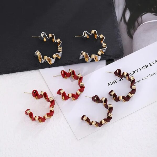 Aretes GeoBeat Negro - Estilo Vintage Urbano en Aleación - Imagen 3