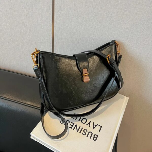 Bolsa Cuadrada Clásica con Broche - Negro - Imagen 2