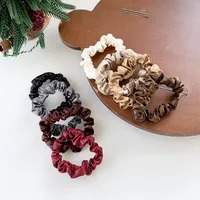Scrunchie Fino Satin - Espresso - Imagen 2
