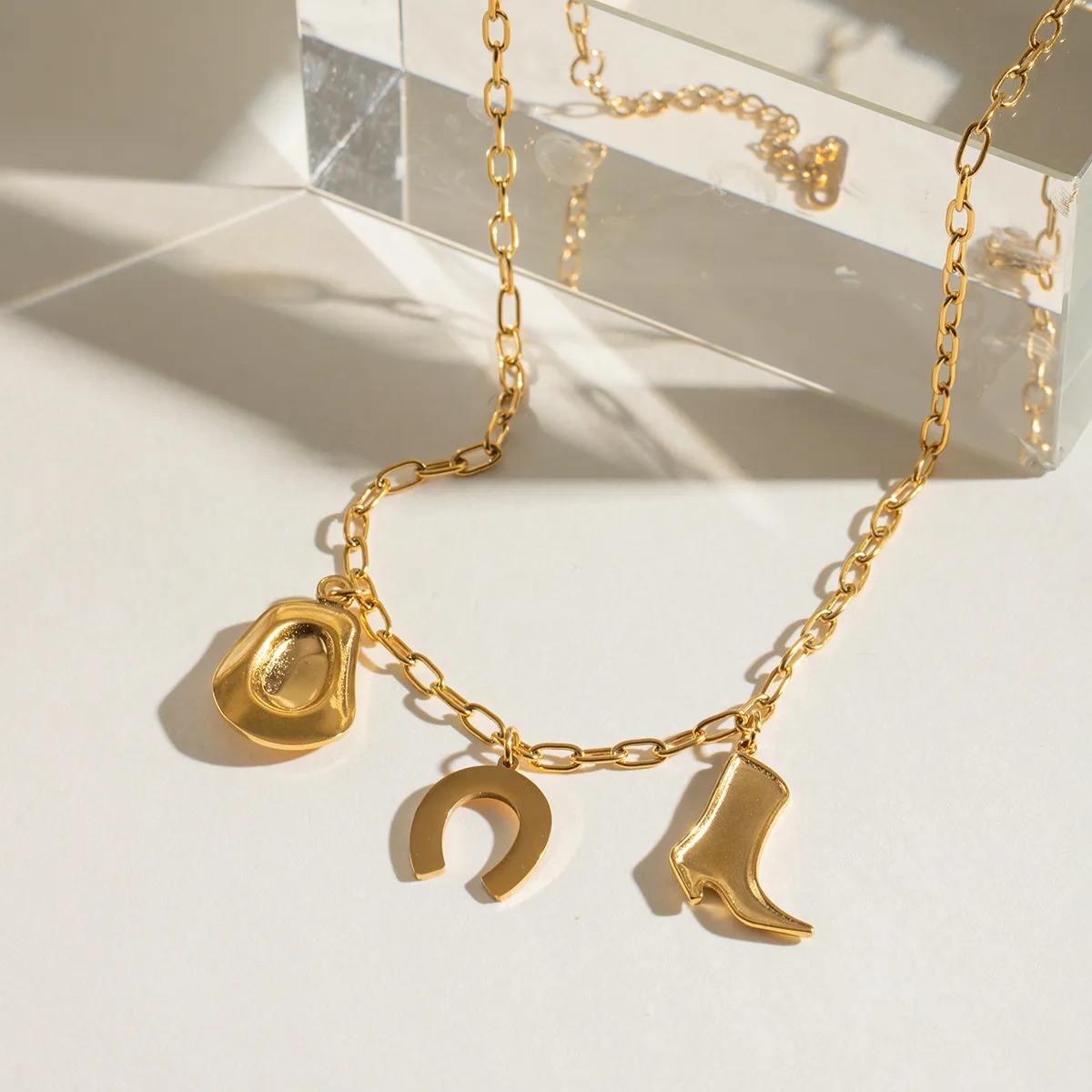 Collar Vaquero Wild West Charms – Acero Inoxidable Con Recubrimiento PVD - Imagen 3