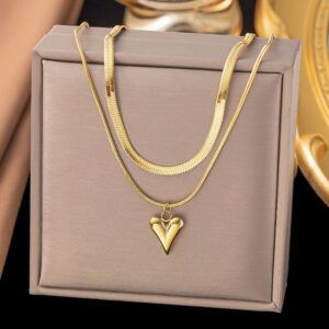 Collar Doble Corazón Dorado – Acero Titanio
