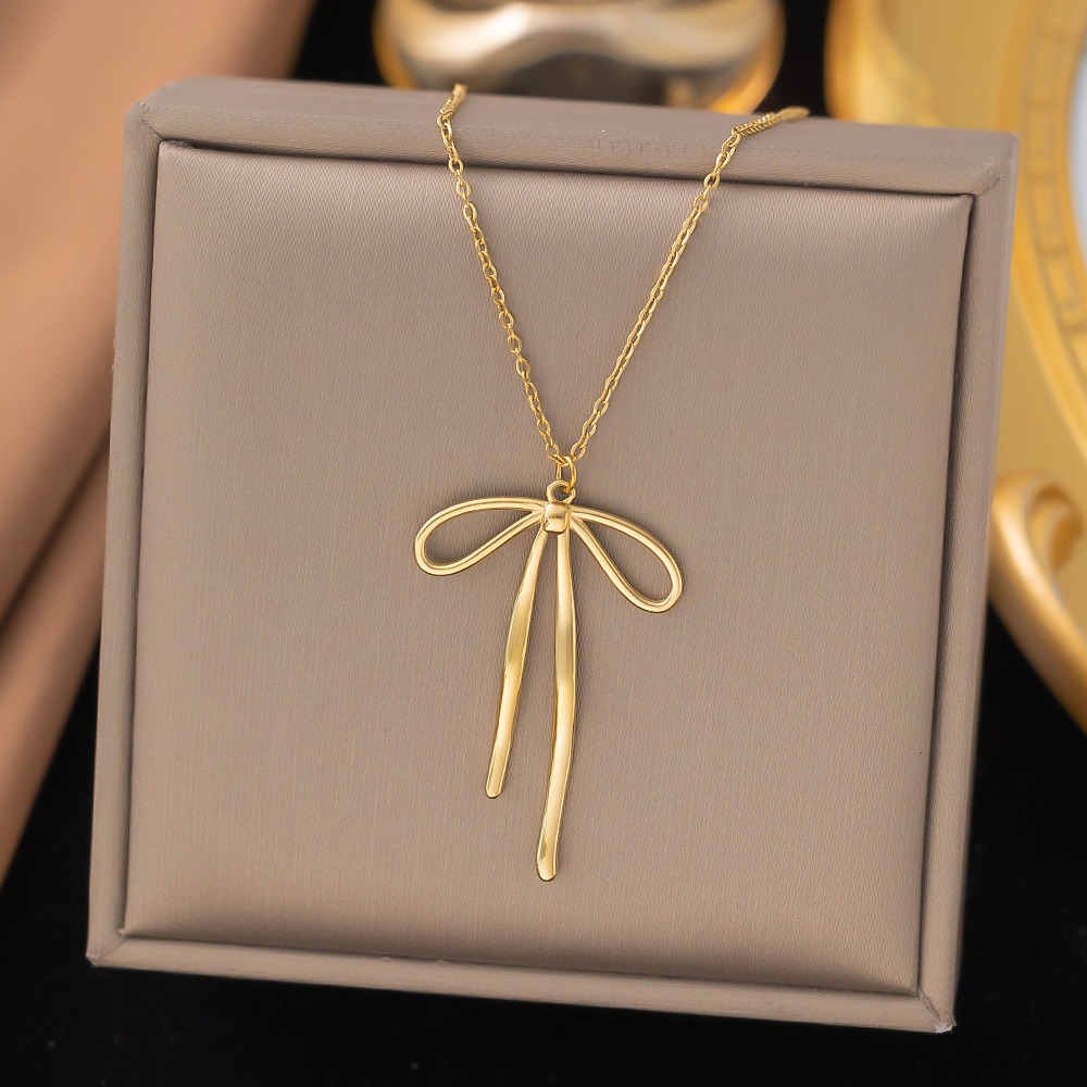 Collar de Moño Minimalista – Acero de Titanio Enchapado