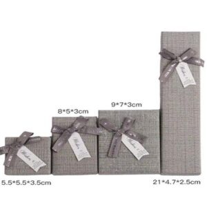 Caja de Regalo con Moño – (8 × 5 × 3 cm)