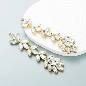 Pendientes Largos Florales Blancos