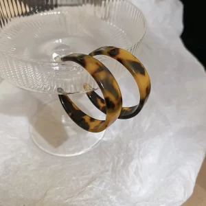 Aretes Amber Loop Retro