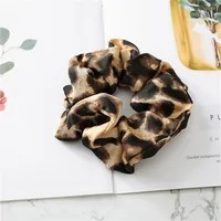 Scrunchie Leopardo Marrón Claro