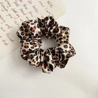 Scrunchie Leopardo Chic