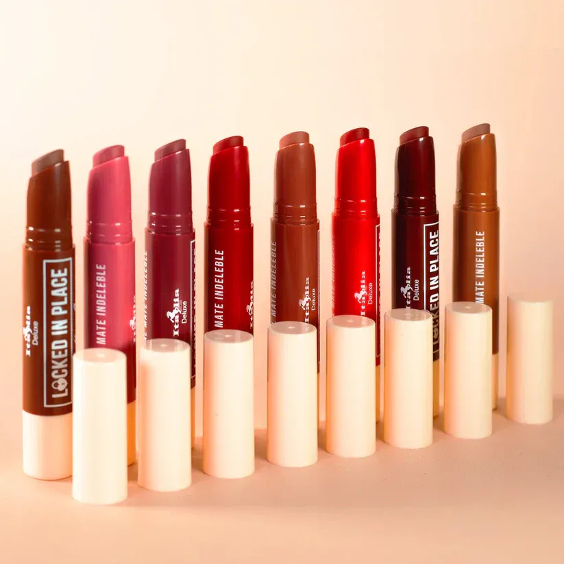 Lipstick Matte Locked In Place Italia Deluxe - 06 Amorcito - Imagen 3